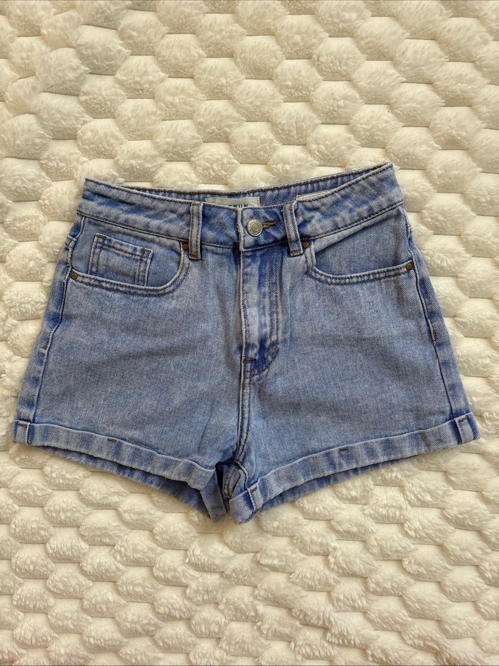 Pacsun Women’s Mom Shorts Size 24 Blue Light Wash Denim Cuffed Hem